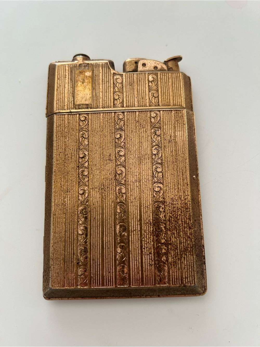 Vintage Evan’s Rose Gold Tone banner case and Lighter